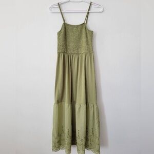 VERO MODA Green Smocked Eyelet Vmovida Spaghetti Strap Calf / Maxi Dress